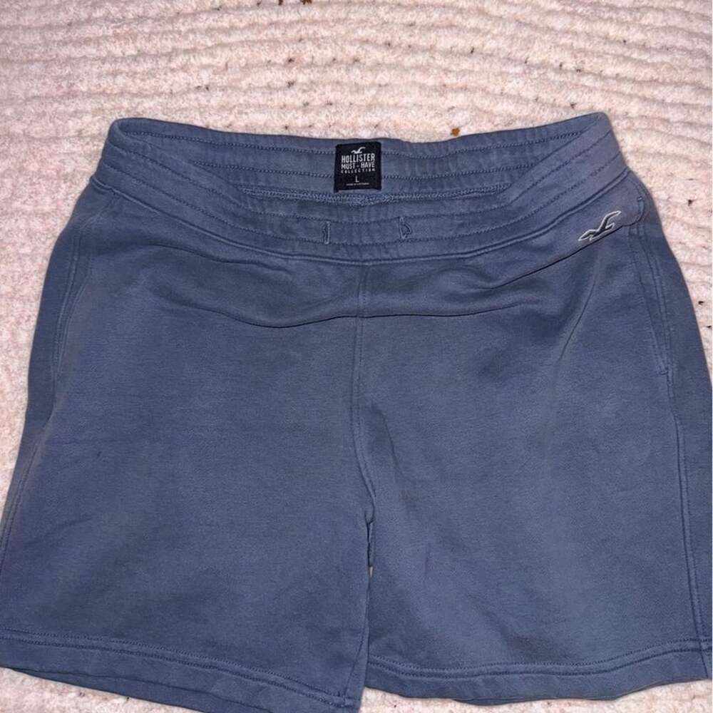 Hollister Must-Have Collection Sweatshorts Size L Blue